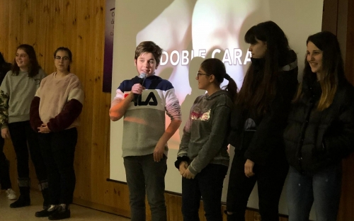 Presentación corto doble cara colegio concertado Corazón de María de zamora