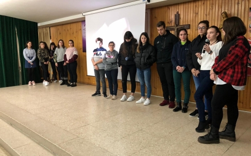 Presentación corto doble cara del mejor colegio concertado de Zamora Corazón de María en Carretera de Almaráz
